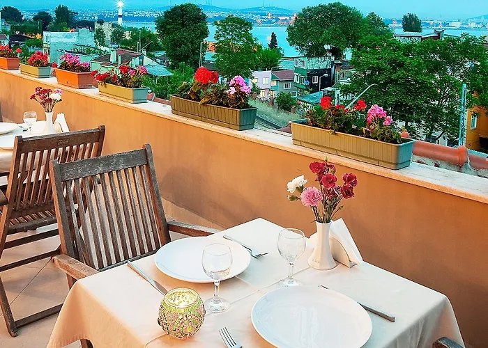 Отель Sumengen 4*